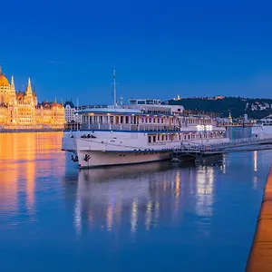 Bateau-hôtel Grand Jules - Boat, Budapest